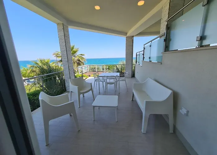 Baia Del Sole Resort *